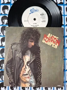 Alice Cooper Poison 1989 45 PS UK 7" Vinyl - Picture 1 of 8