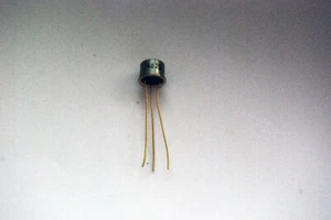 Vintage GE 2N491 450mw NPN silicon transistor TO-5 package gold leads - Picture 1 of 1
