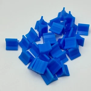 Risk & Castle Risk 30 Blue Single Army Pieces 1990 Replacement Pieces Parts - Picture 1 of 1