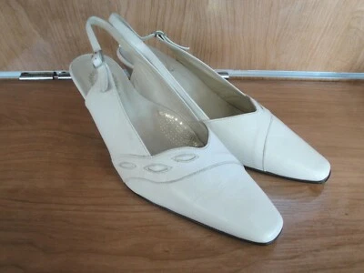 Zapato de piel beige destalonado ancho especial talla 41 - Imagen 1 de 3