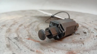 191945515 Luz de freno central para VOLKSWAGEN GOLF III (1H1) 1.4 1991 Foto 1 de 4