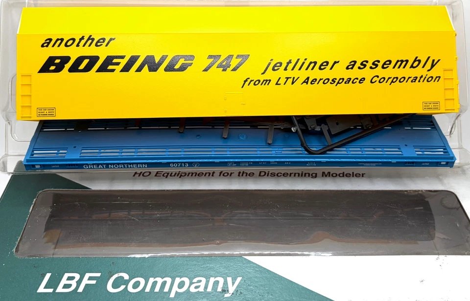 HO LBF 1802-2 BOEING SKYBOX CLASSIC GREAT NORTHERN FLAT CAR KIT GN # 60713 - Image 1 of 1