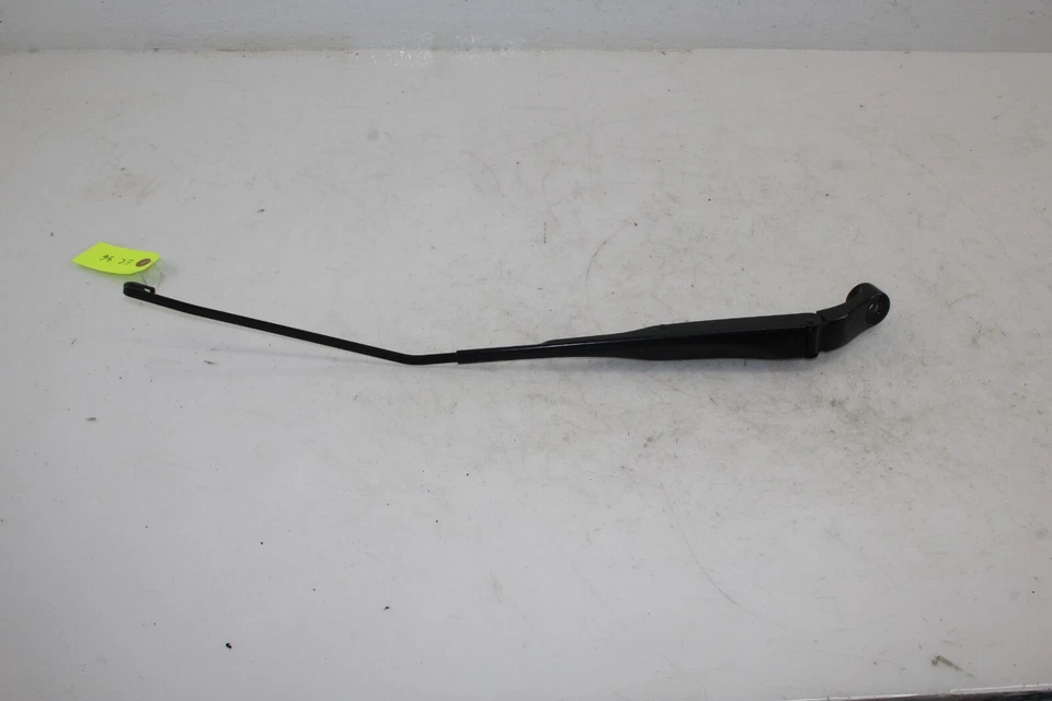 2014-2020 Acura RLX Right Windshield Wiper Arm OEM EC96 - Image 1 of 4
