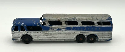 Autobús diecast vintage Tootsie Toy GREYHOUND SCENICRUISER 7" Foto 1 de 4