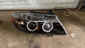 NEW Headlight For BMW 328i 2007-2012 Right Halogen - Picture 1 of 9