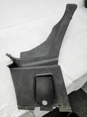 74-77 C3 Corvette DERECHO Cuarto de panel trasero moldura interior OEM defectos negro Foto 1 de 4
