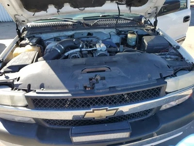 Used Washer Fluid Reservoir fits: 2002 Chevrolet Silverado 2500 pickup  Grade A - Image 1 of 4