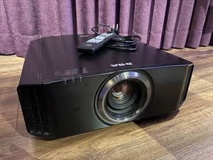 JVC D-ILA X30BE Beamer 3D - Bild 1 von 1