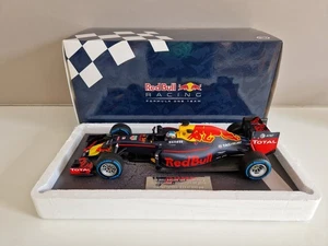 Minichamps 1/18 Red Bull Renault RB12 D. Ricciardo - Brasilien 2016 - 117161203 - Bild 1 von 9