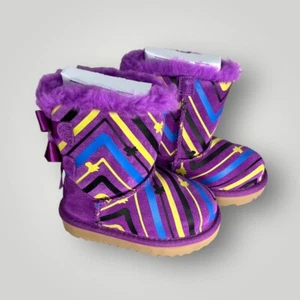 UGG T Bailey Bow II Galactic Print T Boots / 1133130T Kids Girls Size 6 NWT - Picture 1 of 12