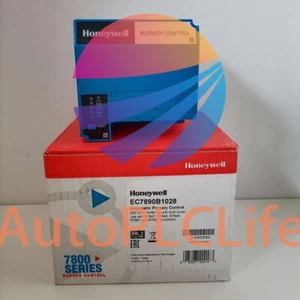 Nuovo HONEYWELL EC7890B1028 CONTROLLO BRUCIATORE EC7890B1028 spedizione gratuita - Foto 1 di 5