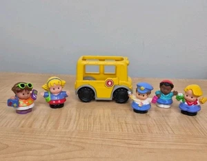 Vintage Fisher Price Little People School Bus and 5 Figures Bus Driver Students  - Picture 1 of 18
