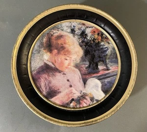 Vintage Swiss Colony Auguste Renoir Young Woman Sewing Tin Art Container - Picture 1 of 7
