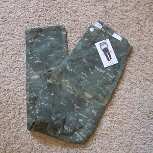 NWT Denizen Levi's Slim Carpenter 14 R Camo Pants Amped Up Flex Adjust Waist - Picture 1 of 3