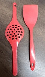 Hutzler Red Melamine Boil-Over Stopper & 11½" Red Spatula Turner Flipper Unbrand - Picture 1 of 21