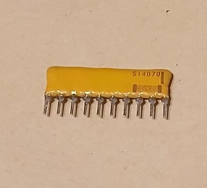 Beyschlag S14070 SIL-10 Widerstandsnetzwerk *1 Stück* *NOS* - Picture 1 of 2