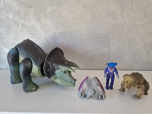 Triceratops Dino Riders - Picture 1 of 19