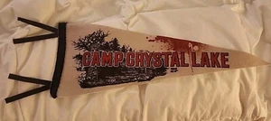Freitag der 13. Camp Crystal Lake Wimpel Beutekiste exklusive Flagge 20" 2016 NEU - Bild 1 von 3