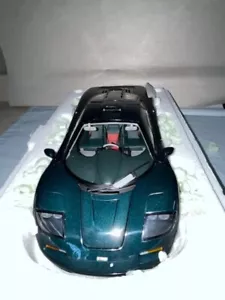 Paul's Model Art MCLAREN F1 Coupe Road Car Green Metallic Diecast 133127 w/ Box - Picture 1 of 9