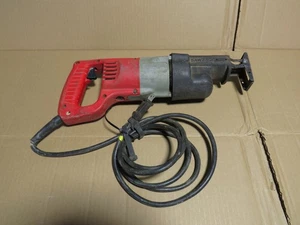 Milwaukee 6.5 Amp Sawzall Reciprocating Saw 3/4" Stroke 6507-21 - Picture 1 of 10