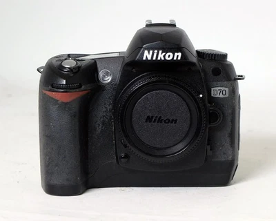 Nikon D70 6.1MP DSLR Digital Camera Body Only EN-EL3 Battery - Image 1 of 3