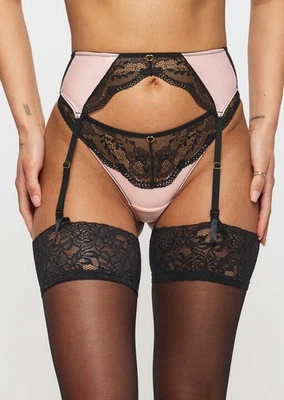 Cinturón con tirantes Ann Summers Infatuation rubor/negro. Talla XL. 20/22. Foto 1 de 3