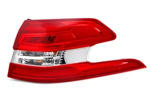 Peugeot 308 SW Rear Light Right 14- Tail Lamp Driver Off Side Estate OEM Valeo - Picture 1 of 12