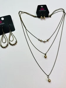 Conjunto de Joyas Paparazzi Collar 2 Pendientes Latón, Grunge, Metal, Roca, Gótico - Imagen 1 de 24