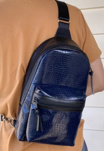 Leather Slng Bag - Picture 1 of 5