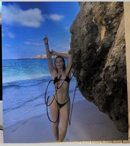 OLIVIA PONTON IN PERSON SIGNED 8X10 COLOR PHOTO COA (PROOF) - Picture 1 of 2