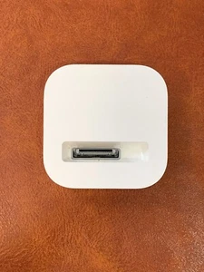 Apple iPod 30-pinowa stacja dokująca - iPod Nano 1st, używana i przetestowana, w pełni działająca - Zdjęcie 1 z 3