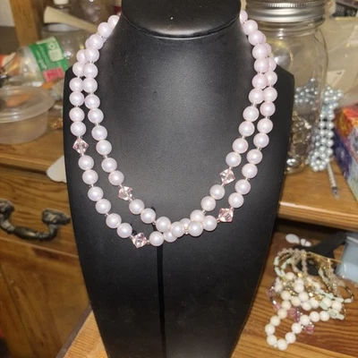 Japan Pink Akoya Bead Necklace - Image 1 of 4