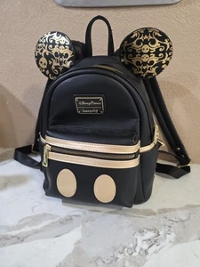 Mochila Mickey Mouse Loungefly Piratas del Caribe Parques Disney - Imagen 1 de 7