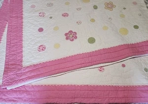 Pottery Barn Kids Comforter 68" X 86" 100% Cotton Foral Pink Garden Quilt - Picture 1 of 6