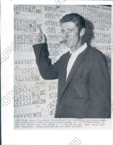 1957 Miami Beach FL Canadian Golfer Al Balding Showed 36 Hole Total Press Photo - Picture 1 of 2