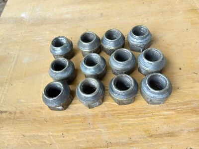 1999 Chevrolet Suburban-Tahoe-GMC Yukon 4x4 porcas 12 unidades-1995-1999 - Imagem 1 de 2