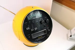 VINTAGE 1970s NICE WELTRON PSYCHEDELIC 8 TRACK AM-FM RADIO TESTED & ALL WORKING - Picture 1 of 7
