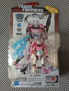 Transformers Generations Arcee Thrilling 30 NUOVO in confezione aperta - Foto 1 di 5
