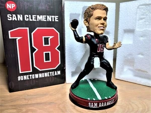 SAM DARNOLD SAN CLEMENTE HIGH SCHOOL LIMITIERT AUF 500. RARE 2018 NIB BOBBLEHEAD - Bild 1 von 7
