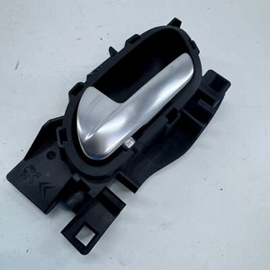 PEUGEOT 2008 MK1 DOOR HANDLE INTERIOR NSF LH PASSENGER FRONT LEFT 13-16 - Picture 1 of 12