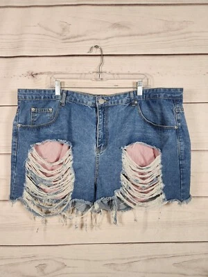 Pantalones cortos de mezclilla para mujer Boohoo azul desgastado corte mamá talla grande 18 Foto 1 de 4