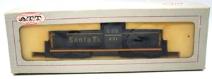 ATT ALCO HO 415 Sante Fe #231 1969 locomotora eléctrica caja original 1/87 yugoslava - Imagen 1 de 8