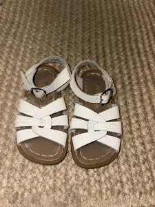 White Saltwater Sandals In Size 5 Toddler-EUC - Picture 1 of 3