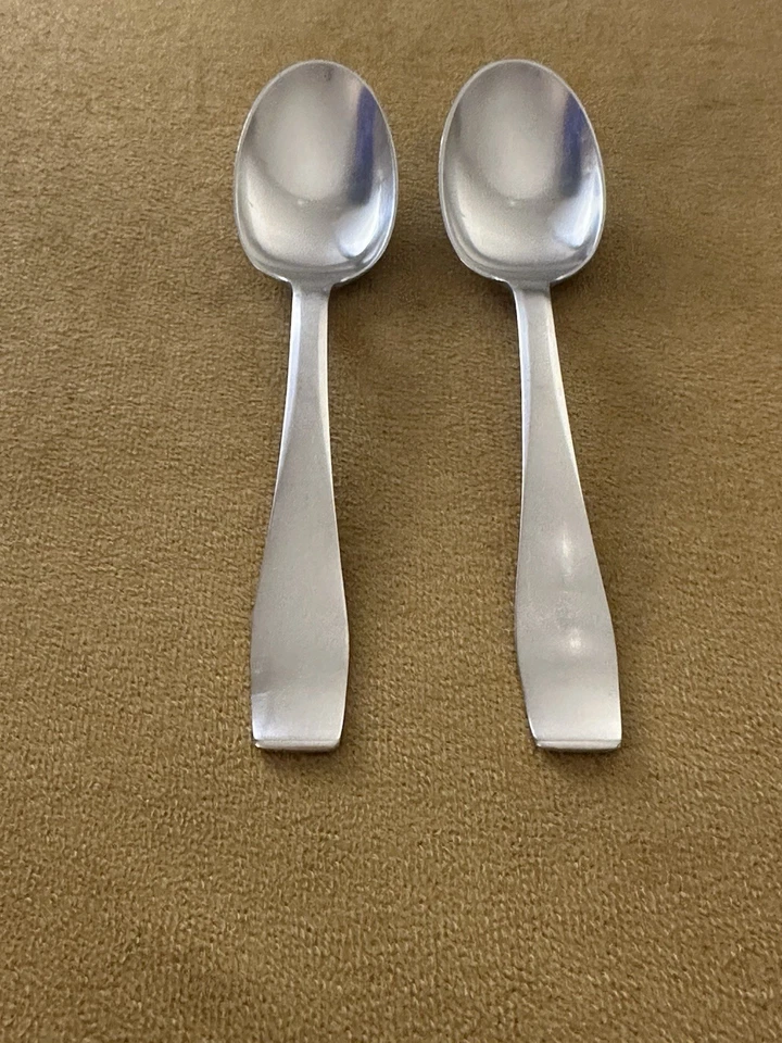 "Dos cucharas soperas ovaladas Georg Jensen plata 7 3/4"" acero inoxidable GUC MCM Dinamarca" Foto 1 de 4