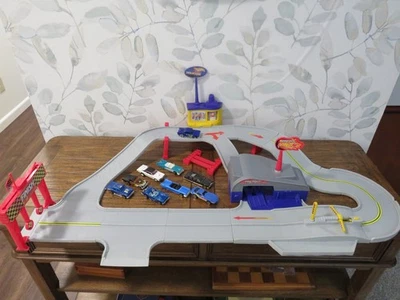 Hot Wheels Hot Rod Boulevard Side By Side Racing Playset COMPLETE w/ Extra cars! - Image 1 of 4