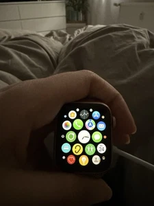 Apple Watch SE 40mm Roségold - Bild 1 von 6