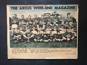 VFA OAKLEIGH FOOTBALL TEAM 1949 PHOTO FOR GRAND FINAL FROM ARGUS MAGAZINE - Picture 1 of 2