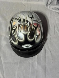THH Helm Modell T-69 Größe XL schwarz mit silbernen Flammen - Bild 1 von 13