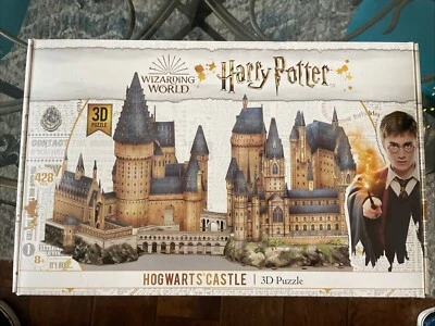 4D Cityscape Harry Potter: Hogwarts Castle 3D Puzzle - 428 Pieces - Image 1 of 2