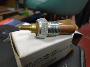 stewart warner temperature sending unit p/n 362-v 0-233f t1 - Picture 1 of 2